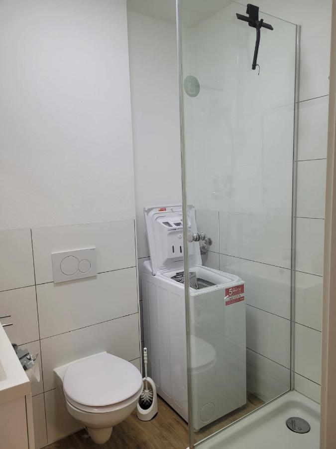 Schoene, Gemuetliche Moeblierte 2 Zi Wohnung In Rgb レーゲンスブルク エクステリア 写真